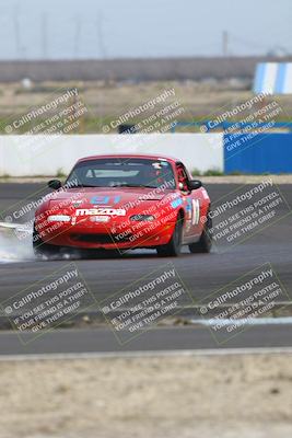 media/Mar-16-2025-CalClub SCCA (Sun) [[e72803ec8c]]/Group 5/Qualifying (Turn 1)/